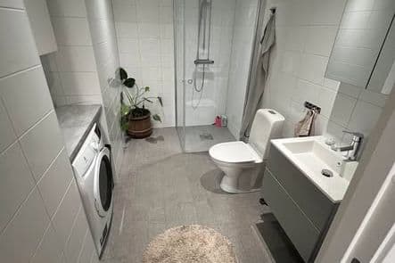 Möblerad 2rok med inglasad balkong