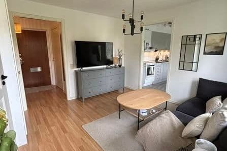 Möblerad 1:a på Frösön med parkering