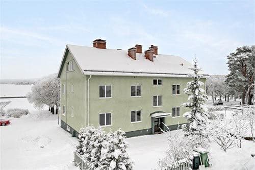 Totalrenoverad 1:a sjönära Frösön